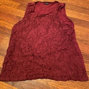 women’s no sleeve tank top